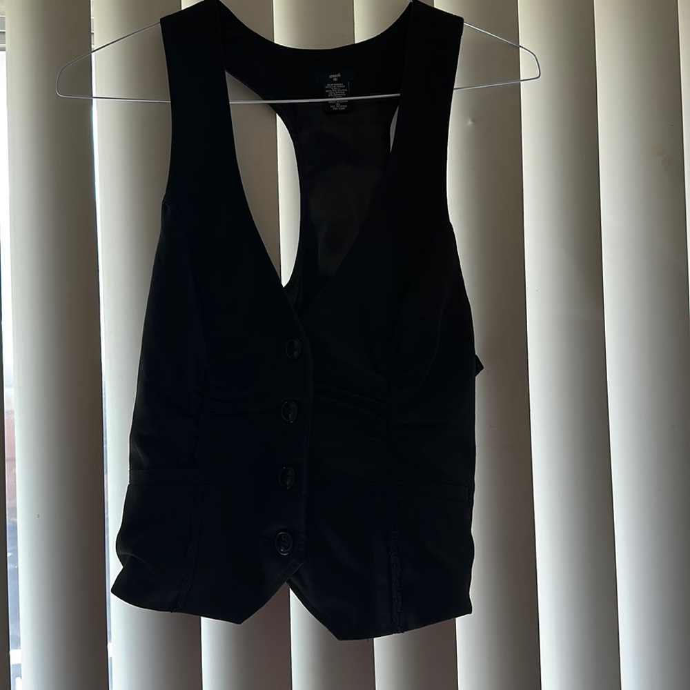 Black xl vest